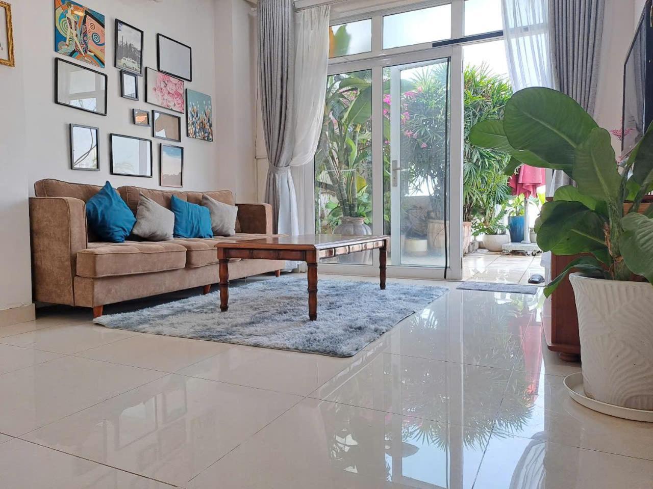 Saigon Peacehome With Balcony , Tan Dinh Ward, Dist 1 Căn hộ *